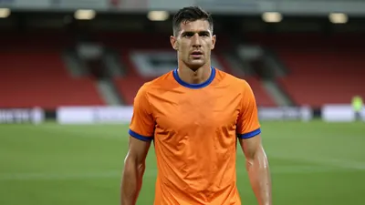 Motherwell bolster defensive options with Bristol City loan signing
