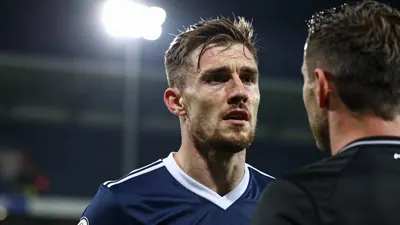 Hibernian manager David Gray expressed frustration over his team's naivety in a dramatic late loss to Motherwell, with...